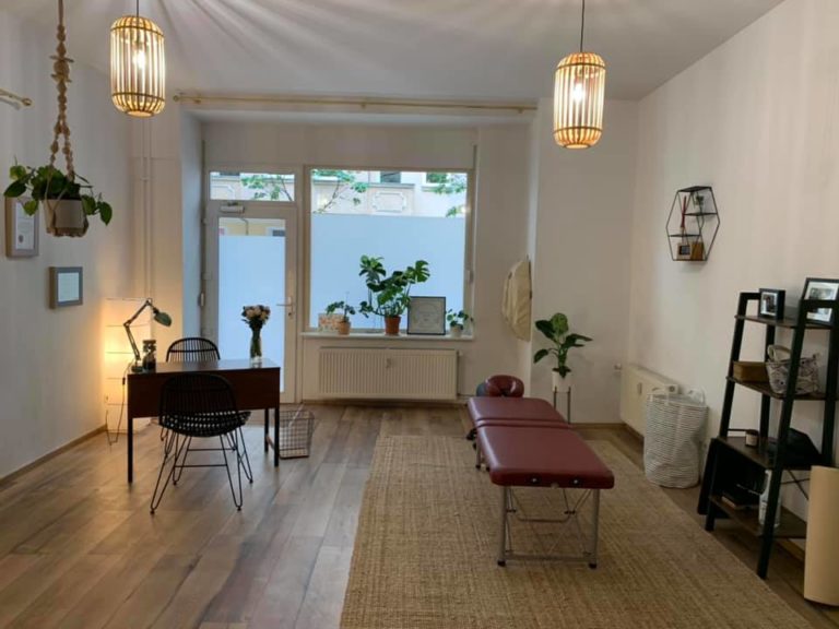 chiropractor friedrichshain